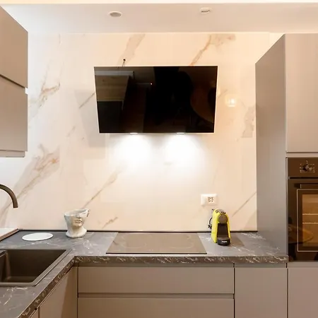 The Basement Villa Milan Exterior photo